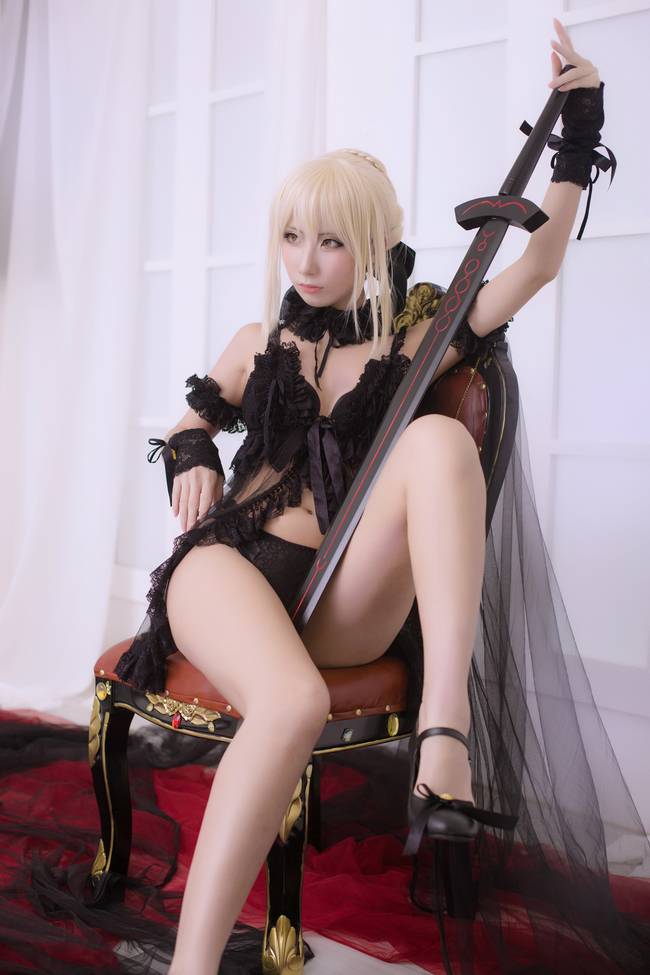 Cosplay福利/Fate Stay Night Saber美女蕾丝内衣cosplay福利
