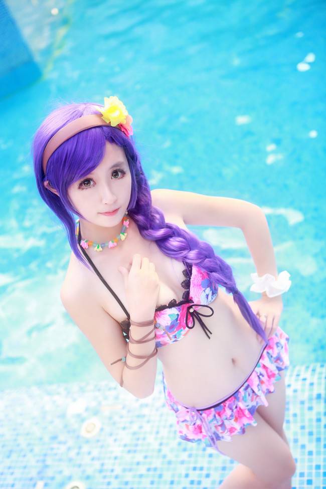 Cosplay福利/Love Live!南小鸟裸足美腿比基尼cosplay福利套图