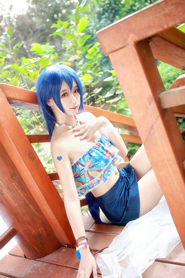 Cosplay福利/Love Live!园田海未比基尼美女长腿cosplay福利