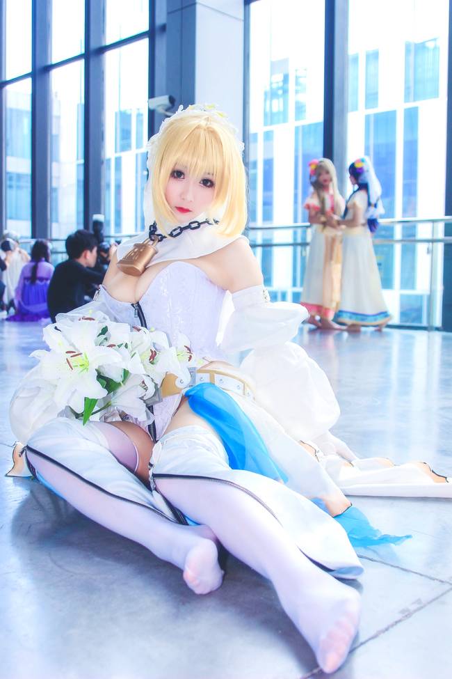 Cosplay福利/巨乳美腿SABER尼禄白丝性感cosplay福利集锦