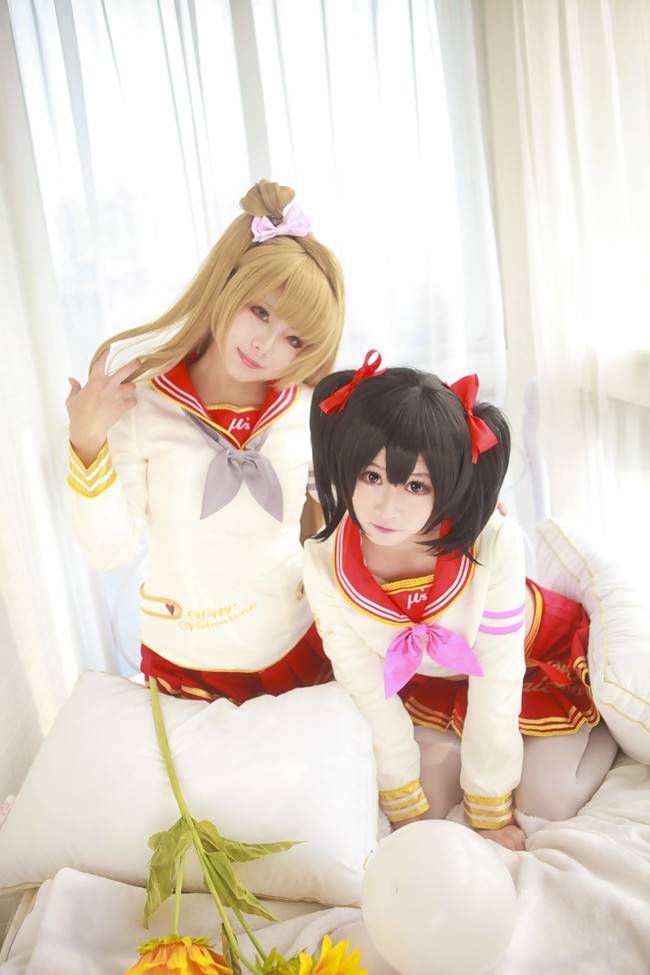 Cosplay福利/Love Live!矢泽妮可JK制服白丝美腿cosplay私房福利