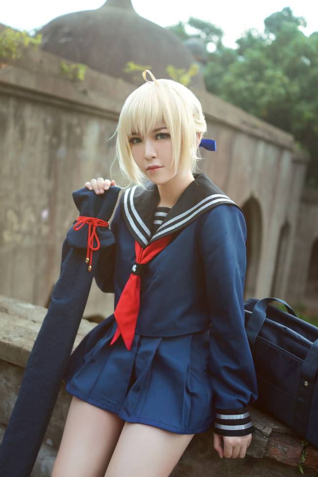 Cosplay福利/FateStayNightSaber水手服短裙美腿cosplay福利