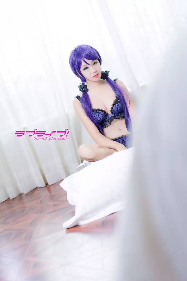 Cosplay福利/Love Live!东条希巨乳美腿cosplay美女私房福利