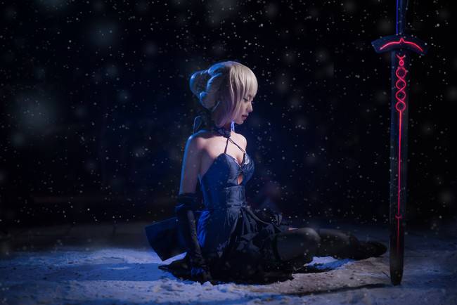 Cosplay福利/Fate/Grand Order 黑saber 满破