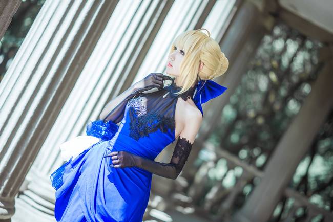 Cosplay福利/Fate/Extella Saber 蓝礼服美少女 cos