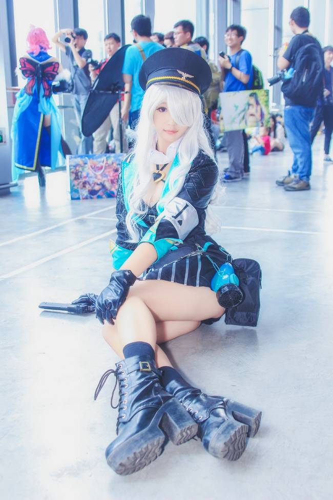 Cosplay福利/性感美女巨乳美腿cosplay福利诱惑