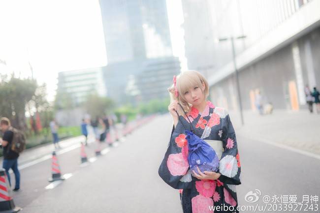 Cosplay福利/cicf南小鸟场照南小鸟萝莉和服cosplay福利