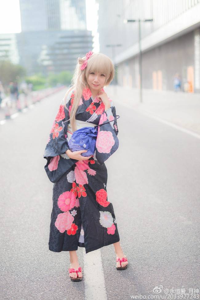 Cosplay福利/cicf南小鸟场照南小鸟萝莉和服cosplay福利