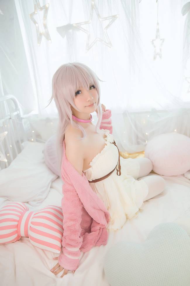 Cosplay福利/猫美女巨乳 白丝私房cosplay福利美图