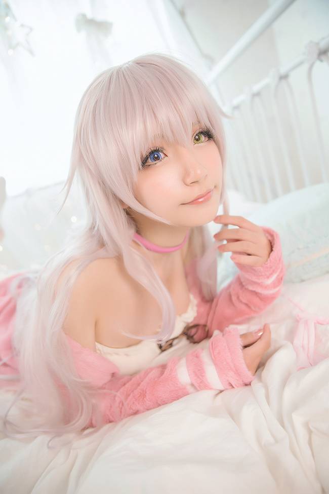 Cosplay福利/猫美女巨乳 白丝私房cosplay福利美图