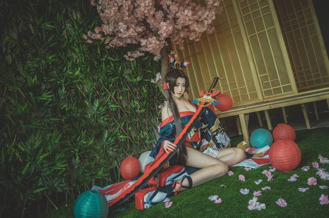 Cosplay福利/妖刀姬樱雨刀舞 美腿御姐