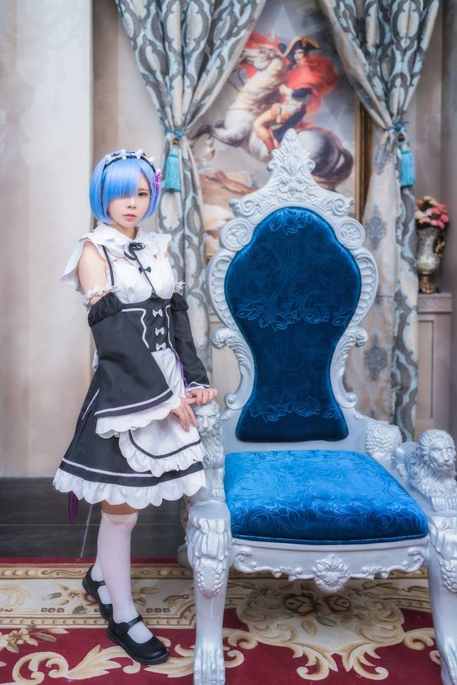 Cosplay福利/蕾姆萝莉白丝诱惑cosplay福利