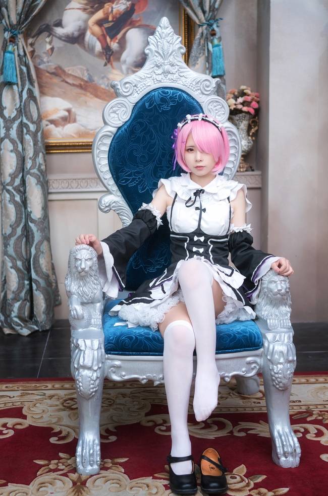 Cosplay福利/蕾姆萝莉白丝诱惑cosplay福利