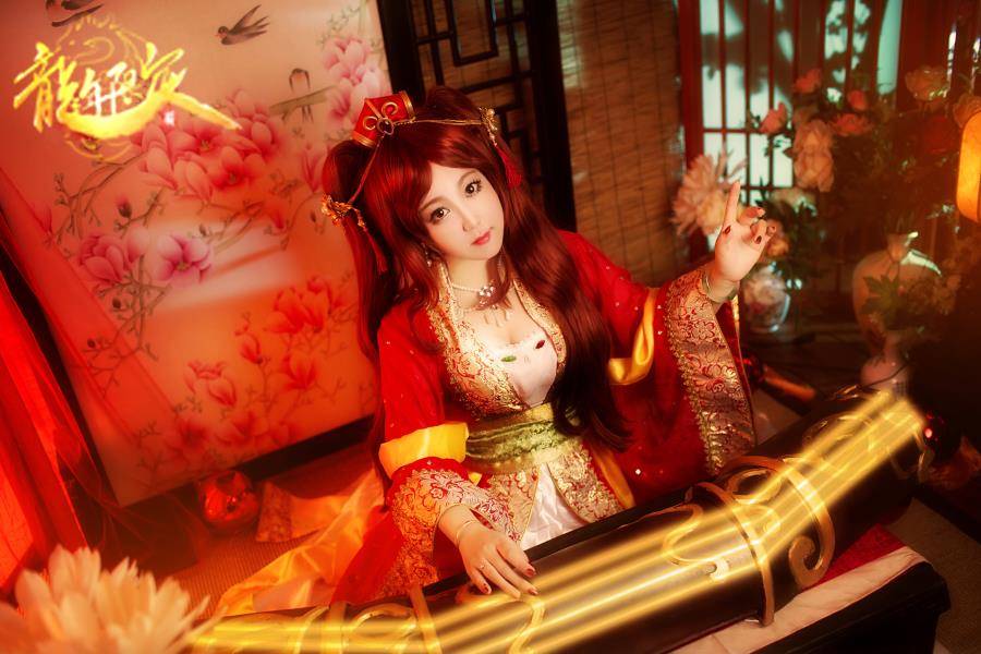 Cosplay福利/LOL英雄联盟龙年限定琴瑟仙女cos美女图片