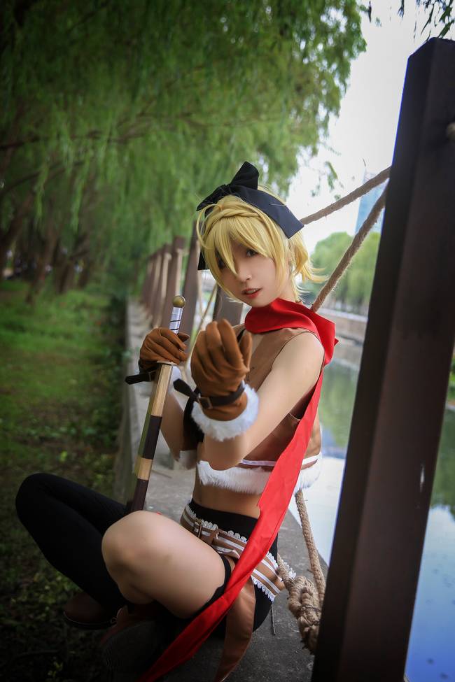 Cosplay福利/Re从零开始的异世界生活菲鲁特萝莉火辣身材cosplay美女福利