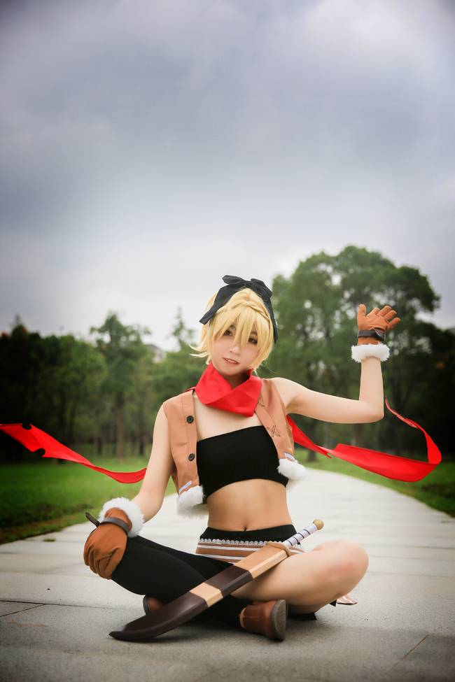 Cosplay福利/Re从零开始的异世界生活菲鲁特萝莉火辣身材cosplay美女福利