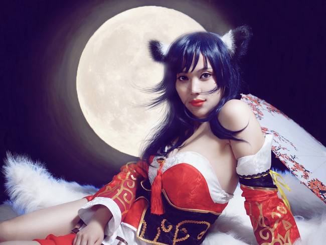 Cosplay福利/英雄联盟九尾妖狐阿狸性感cosplay美女图片