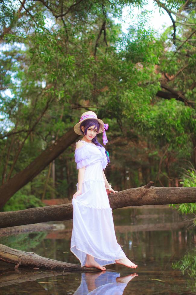 Cosplay福利/东条希白裙