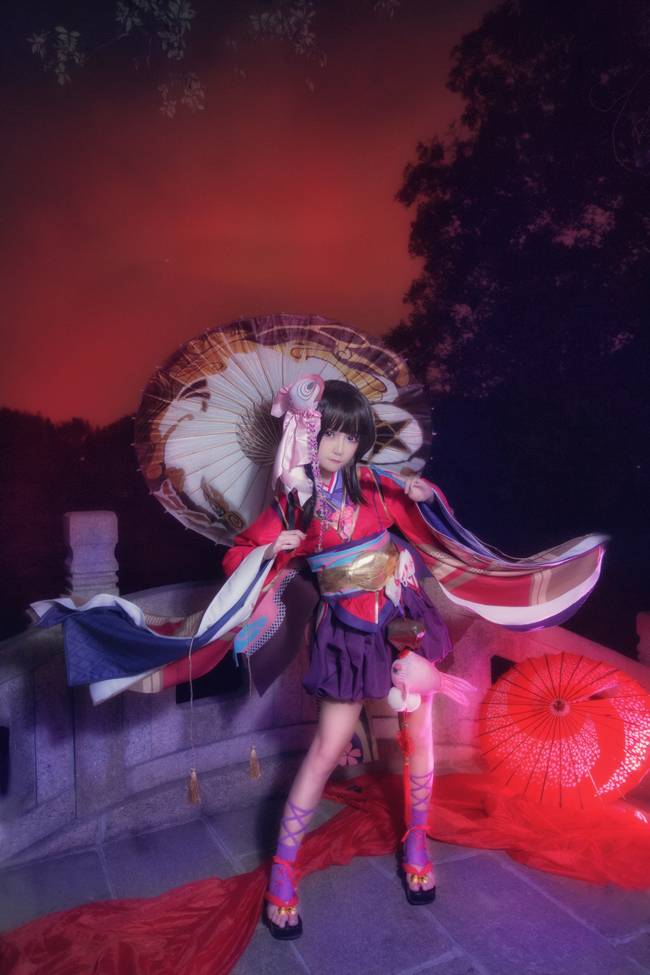 Cosplay福利/阴阳师手游 神乐 萝莉美腿和服cosplay福利