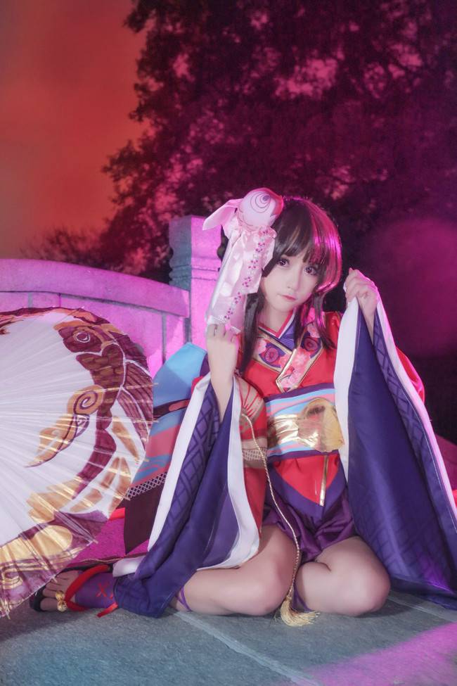 Cosplay福利/阴阳师手游 神乐 萝莉美腿和服cosplay福利