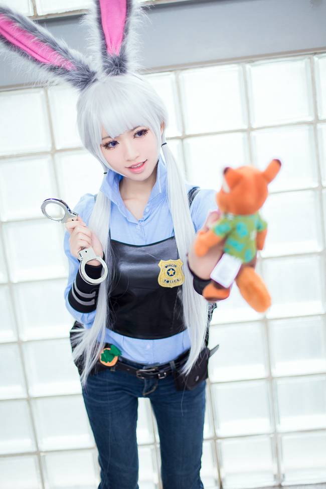 Cosplay福利/二次元妹子cos疯狂动物城朱迪（一）