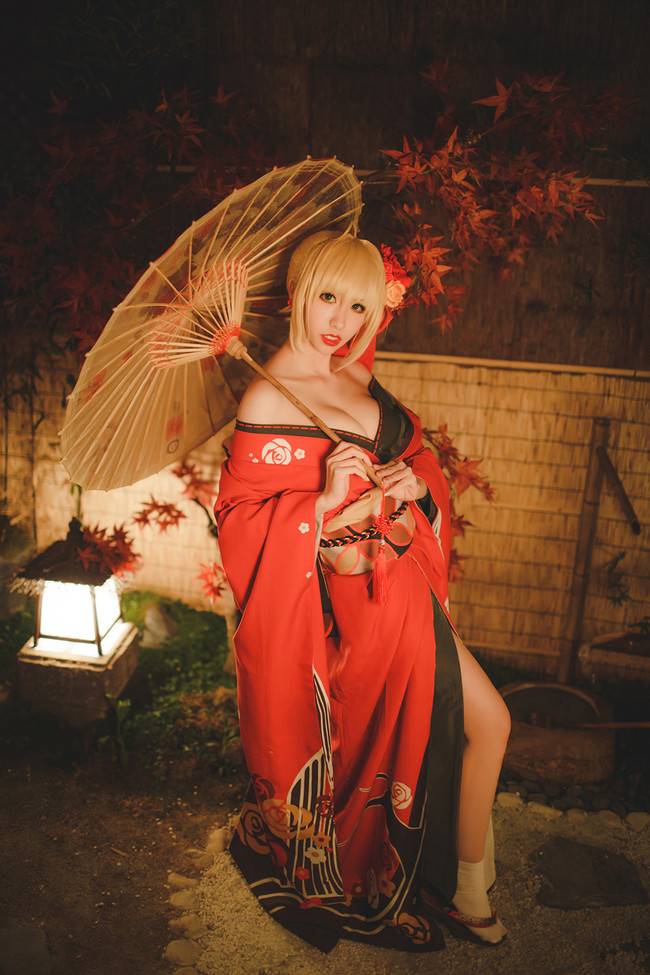 Cosplay福利/ :｡Fate｡: 系列 尼禄 插画版和服