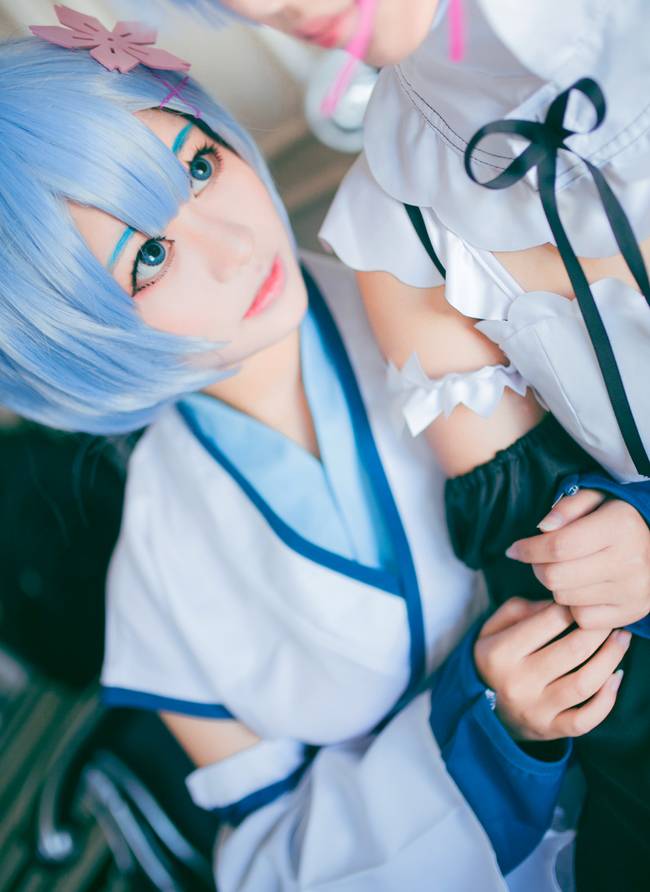 Cosplay福利/蕾姆cosplay萝莉女仆白丝福利