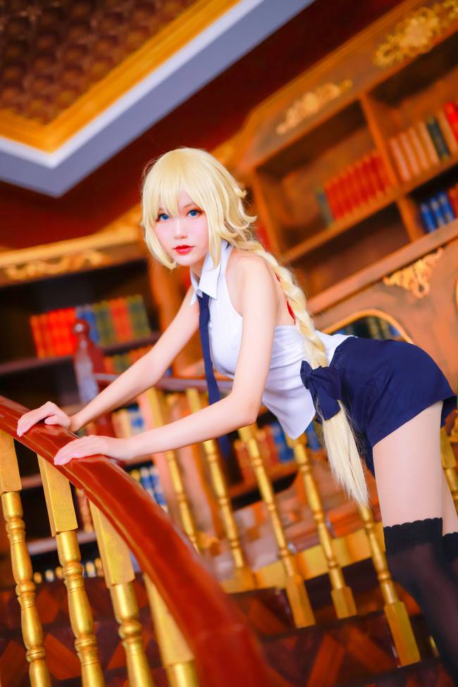 Cosplay福利/黑丝绝对领域制服美少女 Fate/Apocrypha 贞德COSPLAY美图欣赏 cn:彩芸