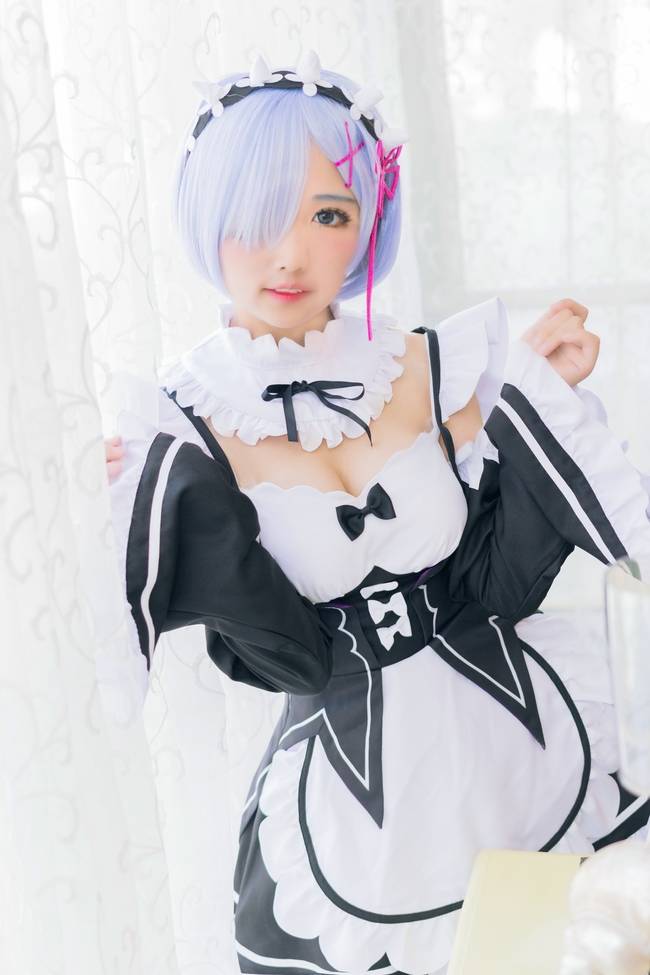 Cosplay福利/蕾姆 萝莉白丝 女仆装过膝袜