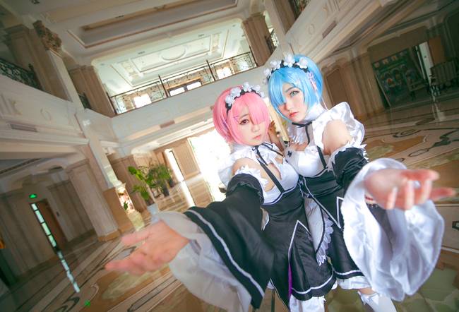 Cosplay福利/Re从零开始的异世界生活蕾姆 巨乳萝莉白丝美腿