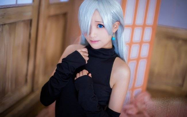 Cosplay福利/萝莉控伊丽莎白黑丝美腿诱惑美少女私房cos福利