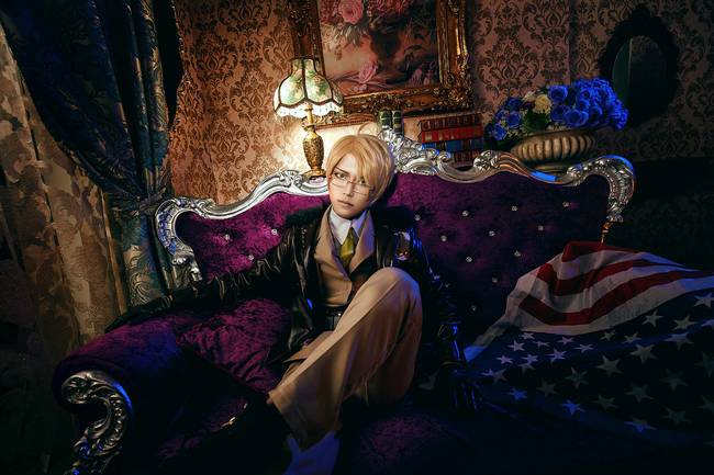 Cosplay福利/黑塔利亚 阿尔弗雷德·F·琼斯巨乳长腿cos福利