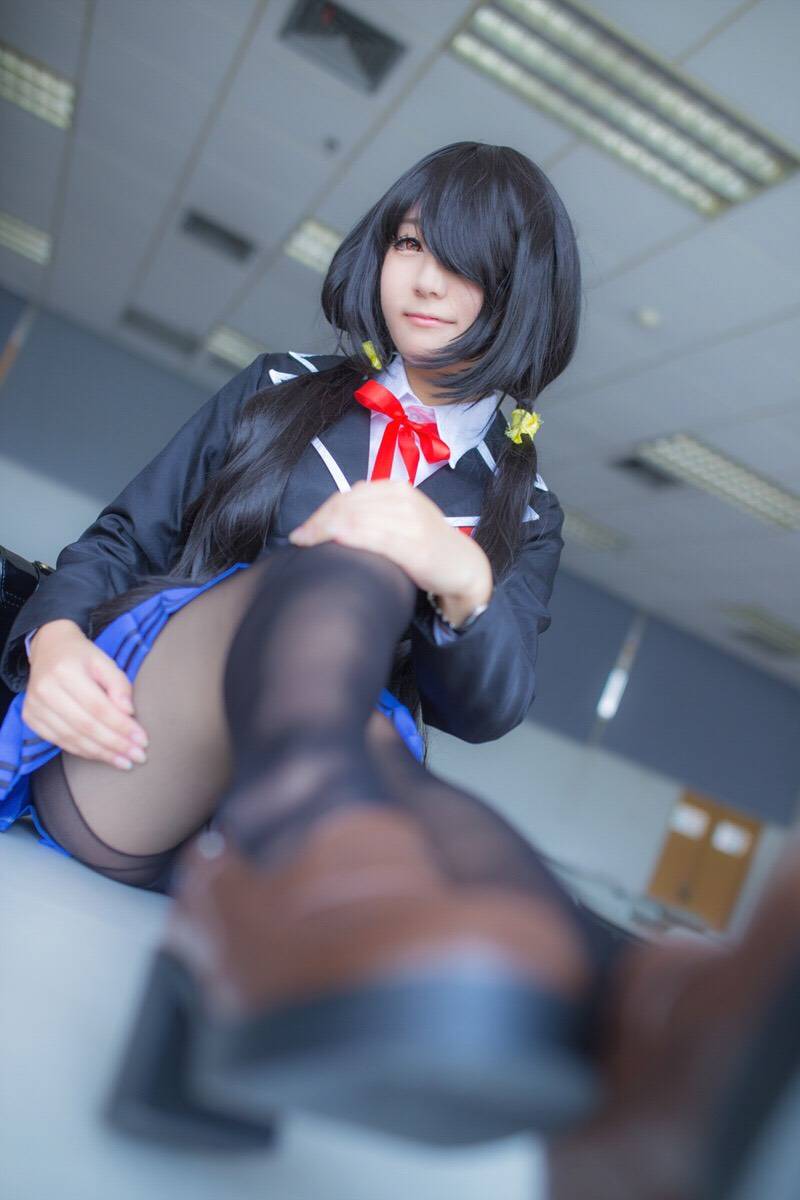 Cosplay福利/黑丝腿玩年绝对领域