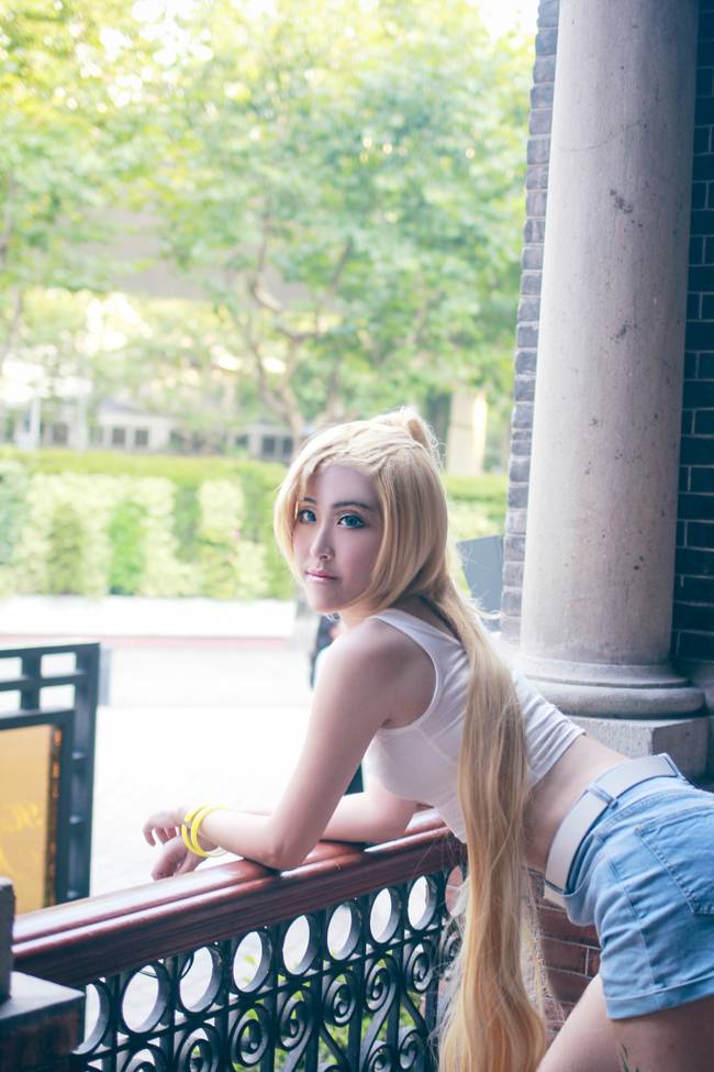 Cosplay福利/【巨乳福利】穿越火线 AWM丰胸巨乳cos福利美图