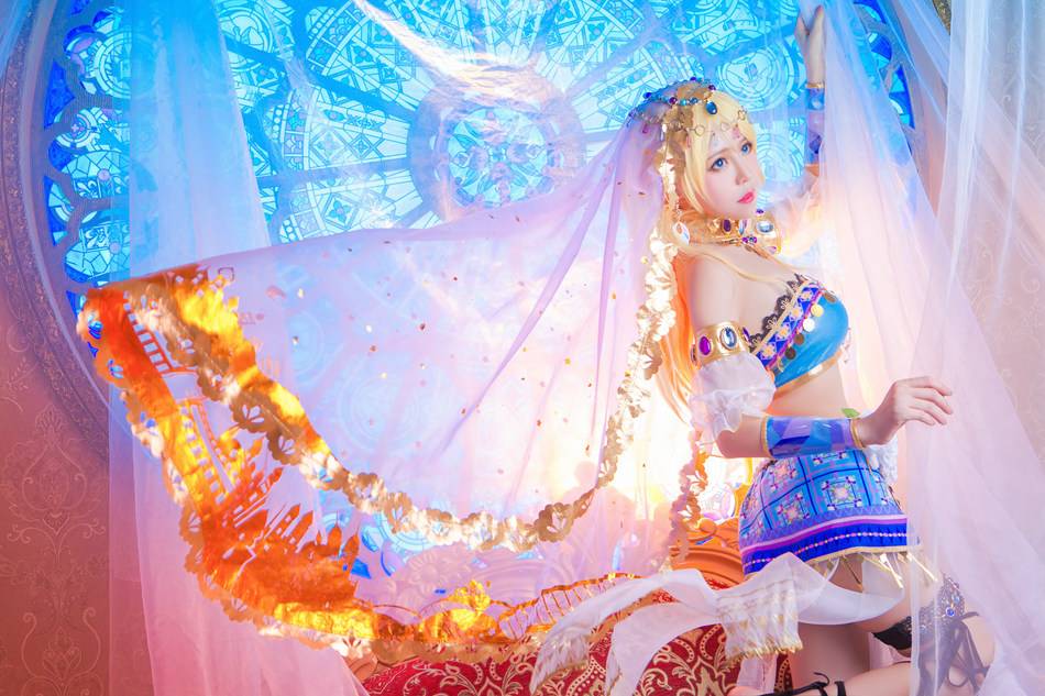 Cosplay福利/《lovelive!》绚濑绘里御姐COS美如画
