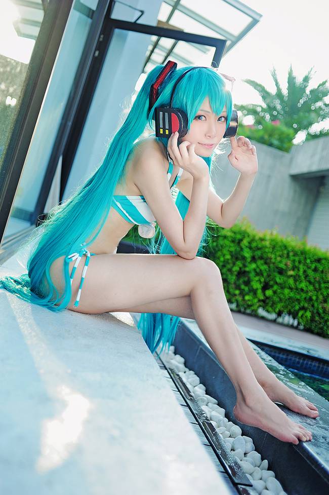 Cosplay福利/【腿控福利】VOCALOID 初音未来泳装下限cos福利