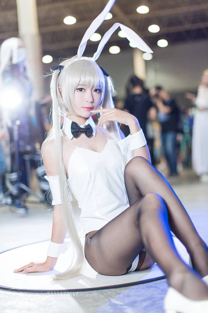 Cosplay福利/性感大长腿兔女郎cosplay美图
