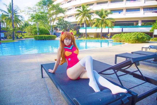 Cosplay福利/【腿控福利】新世纪福音战士 明日香 死库水白丝cos福利