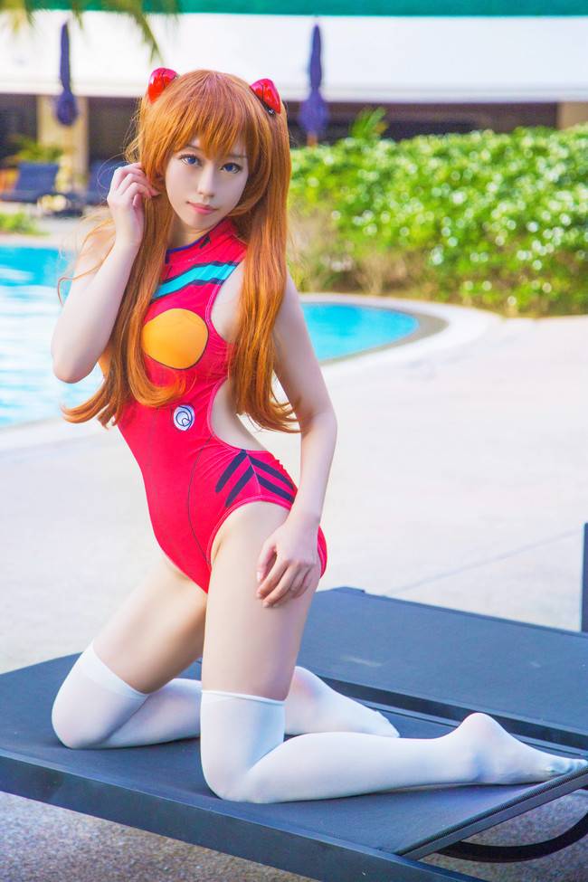 Cosplay福利/【腿控福利】新世纪福音战士 明日香 死库水白丝cos福利