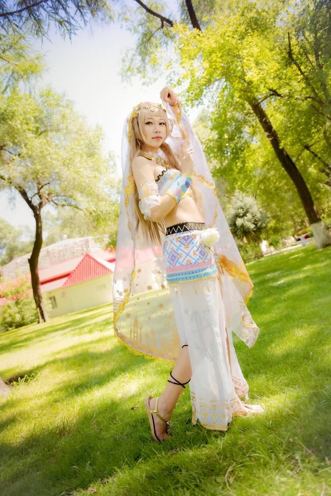 Cosplay福利/Love Live! 南小鸟美女性感裸足cos福利图片