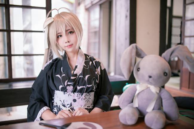 Cosplay福利/缘之空春日野穹 萝莉白丝cos福利图片