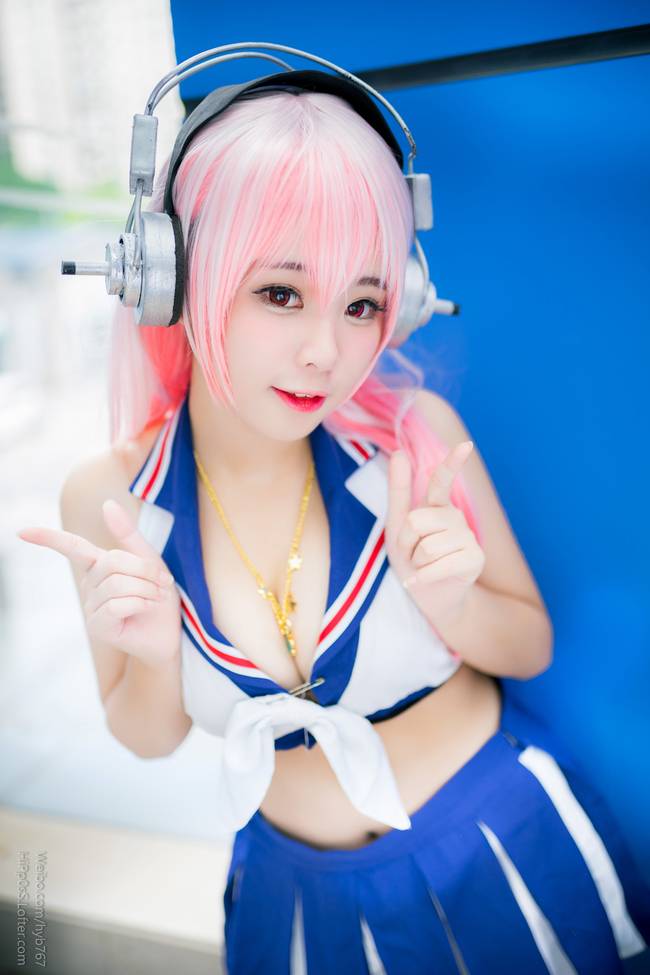 Cosplay福利/大胸妹超级索尼子SUPER SONICO制服性感cos福利