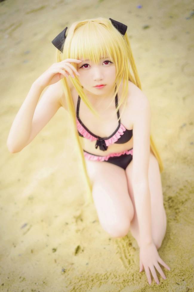 Cosplay福利/出包王女金色暗影泳装无下限cos福利