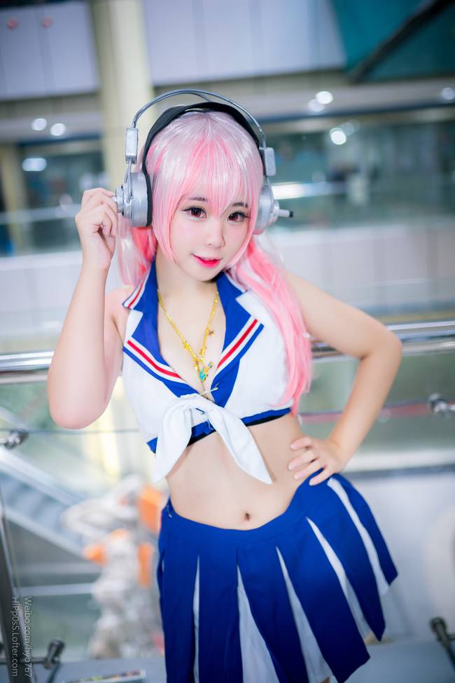 Cosplay福利/大胸妹超级索尼子SUPER SONICO制服性感cos福利