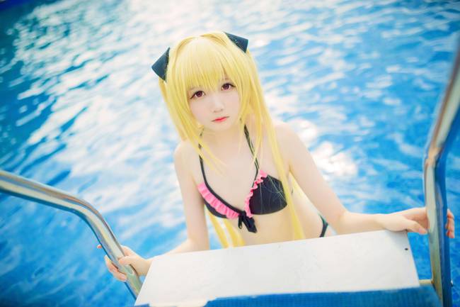 Cosplay福利/出包王女金色暗影泳装无下限cos福利