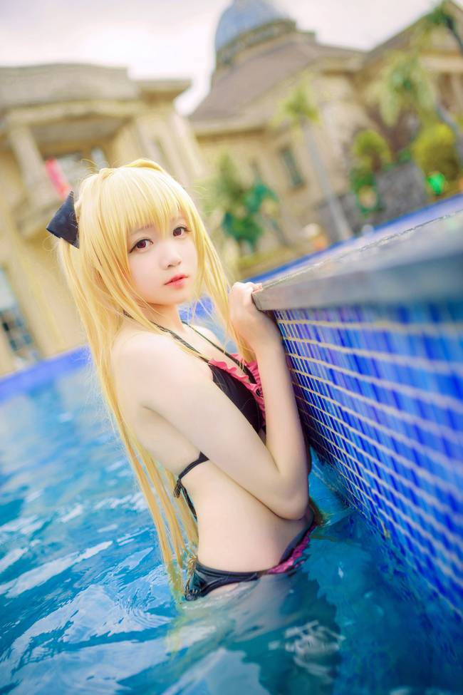 Cosplay福利/出包王女金色暗影泳装无下限cos福利