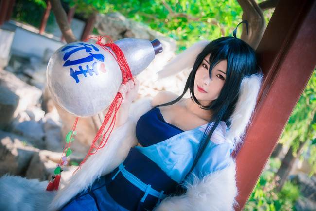 Cosplay福利/动漫《狐妖小红娘》涂山雅雅长腿cos福利图片