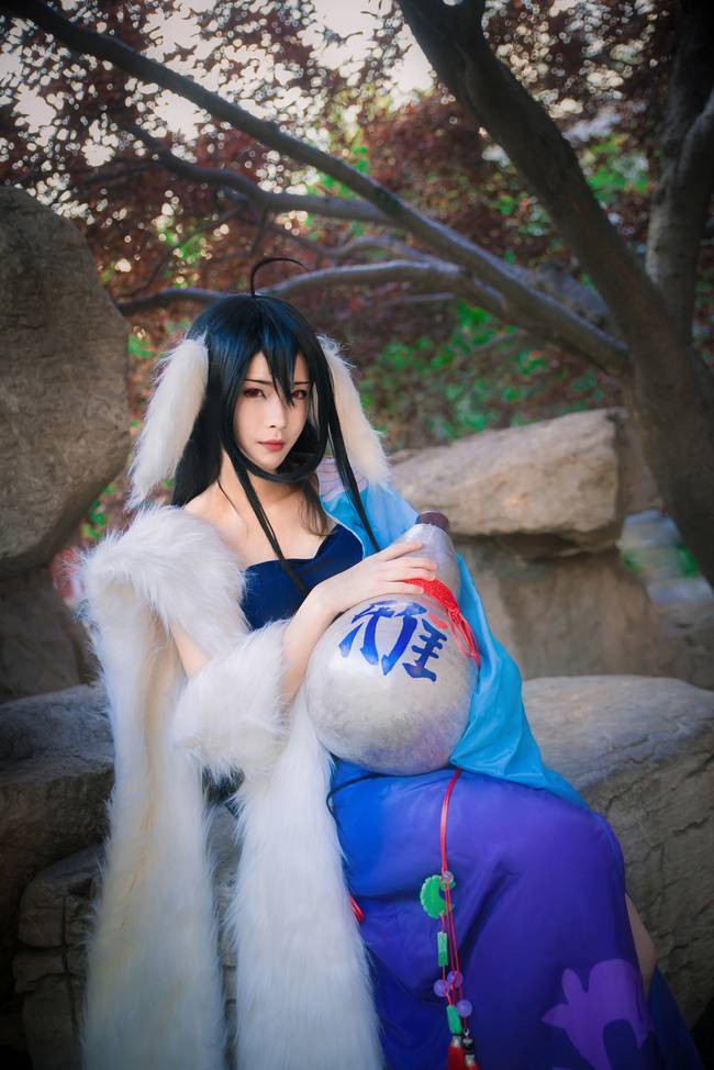 Cosplay福利/动漫《狐妖小红娘》涂山雅雅长腿cos福利图片