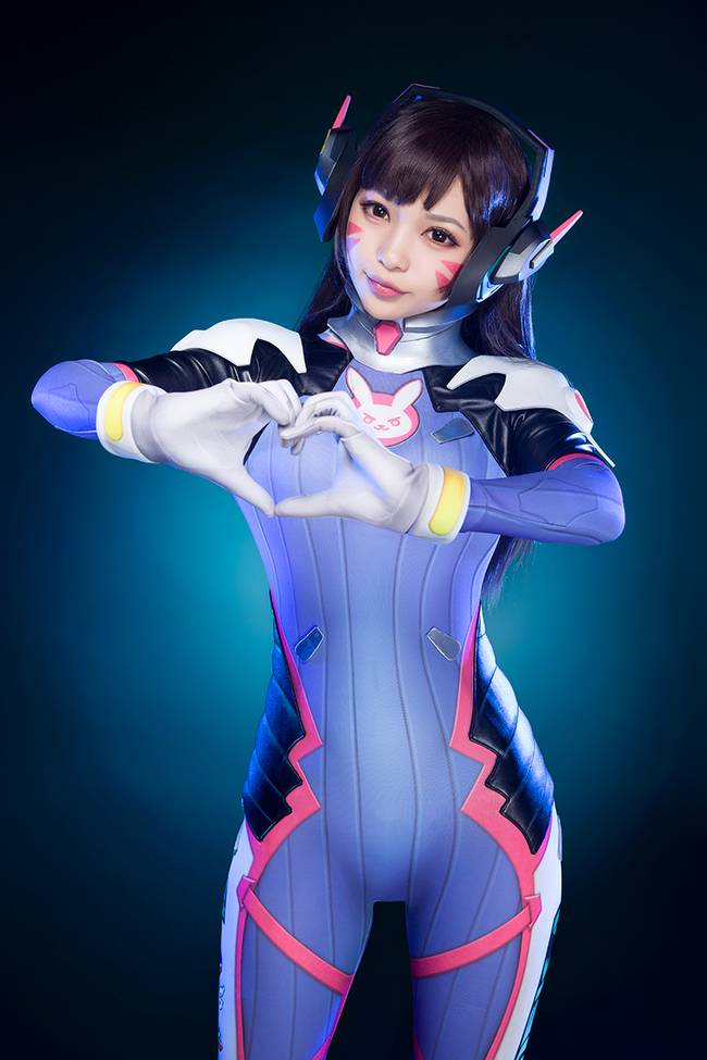 Cosplay福利/守望先锋紧身胶衣D.Va cos图片,性感COS全身图集