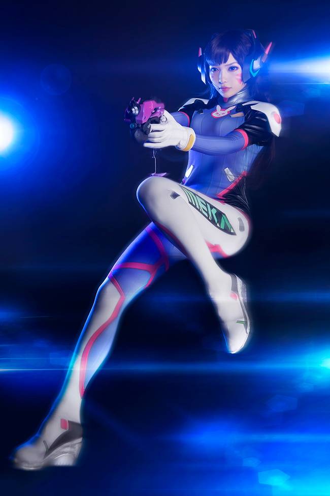 Cosplay福利/守望先锋紧身胶衣D.Va cos图片,性感COS全身图集